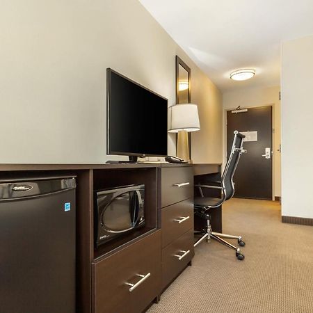 Sleep Inn & Suites ديفيلز ليك المظهر الخارجي الصورة